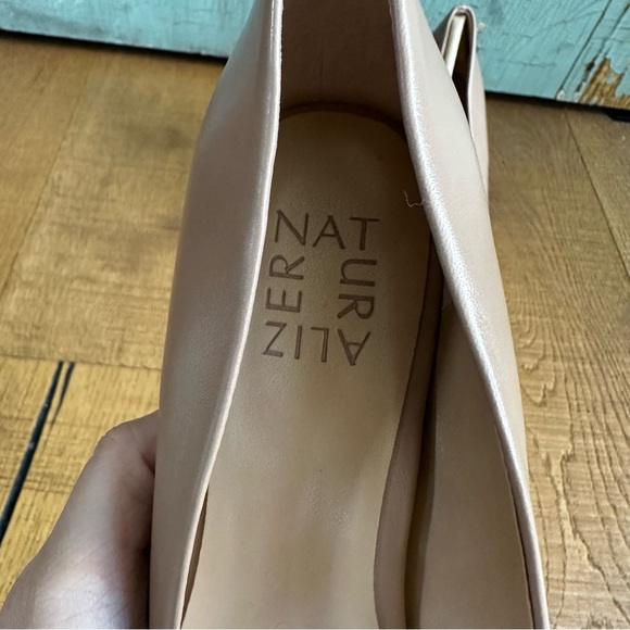 NEW Naturalizer Camilla Pump Taupe Leather Size 8 - Picture 8 of 9
